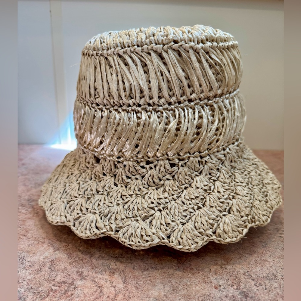 RAFFIA MACRAME BUCKET HAT - Vintage - Imported from Italy